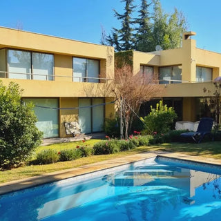 Espectacular Casa Mediterránea en Venta en Lo Barnechea